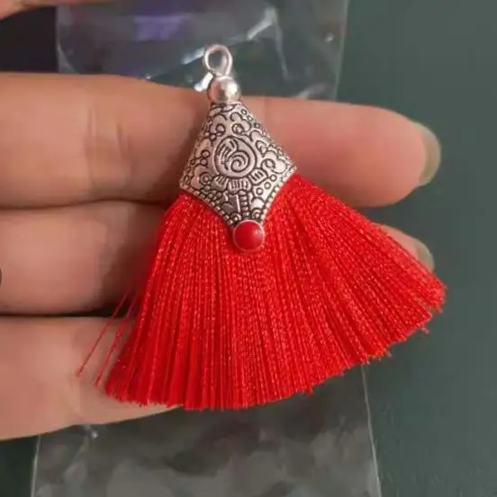 Colorful rayon silk tassel with beautiful silver cap for tassel bags jewelry accessory