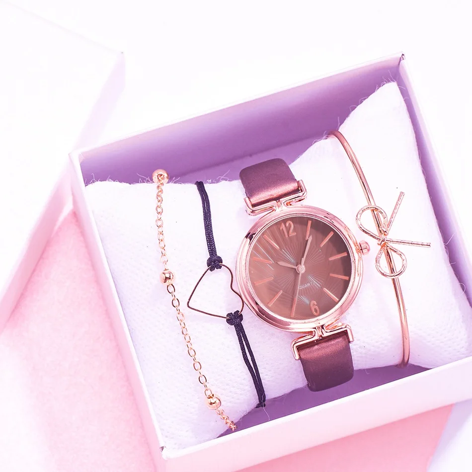 4pcs/set Exquisite Small Women Dress Watches Bracelet Retro Leather Female Clock Women's Fashion Design Bracelet Wristwatches, As show
4pcs/set Exquisite Small Women Dress Watches Bracelet Retro Leather Female Clock Women's Fashion Design Bracelet Wristwatches, As show