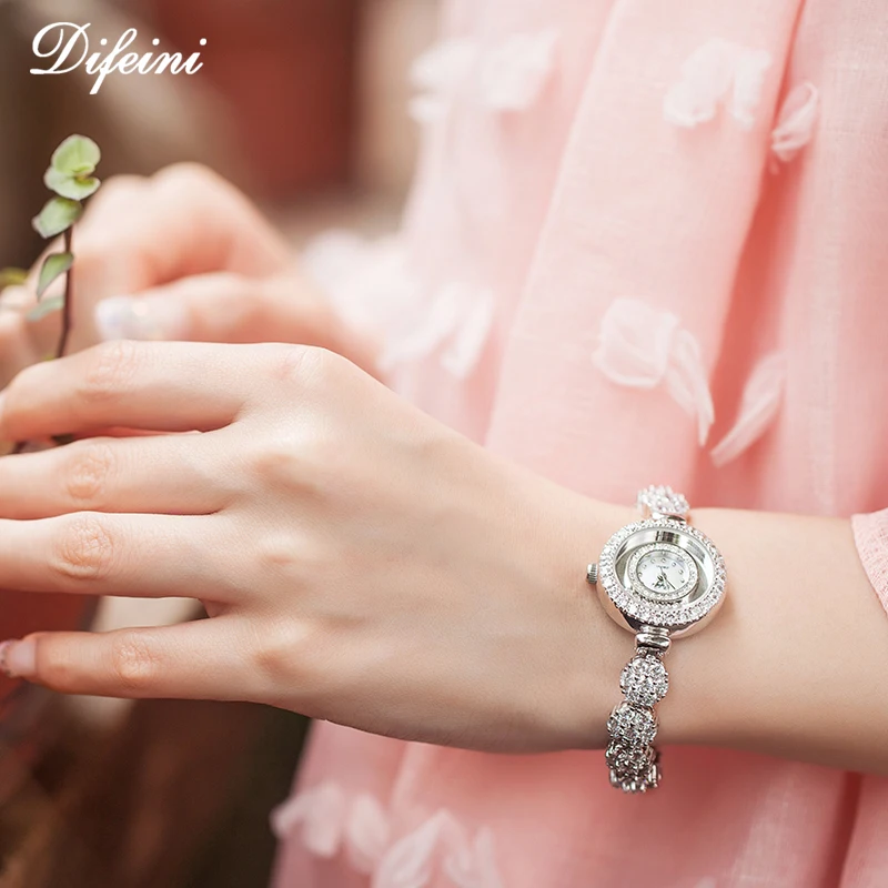 Manufacturers Wholesale Diamond Small Dial Luxury Diamond Jewelry Wristwatch Lady Iced Out Ladies Quartz Crystal Bracelet Watch
Manufacturers Wholesale Diamond Small Dial Luxury Diamond Jewelry Wristwatch Lady Iced Out Ladies Quartz Crystal Bracelet Watch