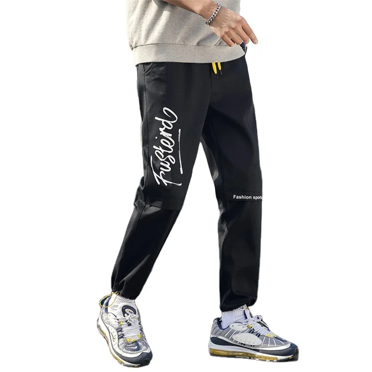 Graffiti letters printing cargo long pants 2021 hot selling long pants men high quality casual long pants
Graffiti letters printing cargo long pants 2021 hot selling long pants men high quality casual long pants