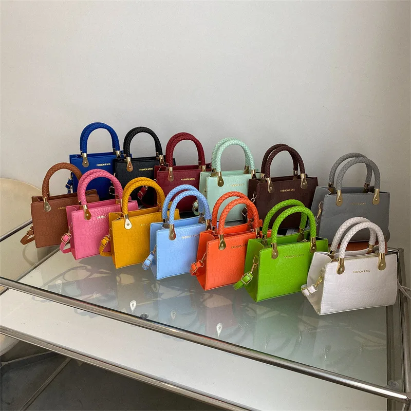 New arrival ladies sky bule messenger bag weave pattern white bag leather handbags for women
New arrival ladies sky bule messenger bag weave pattern white bag leather handbags for women