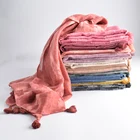 Wholesale 2020 ladies new style hijab top sales vintage pattern woven tassel plain women scarves muslim hijab