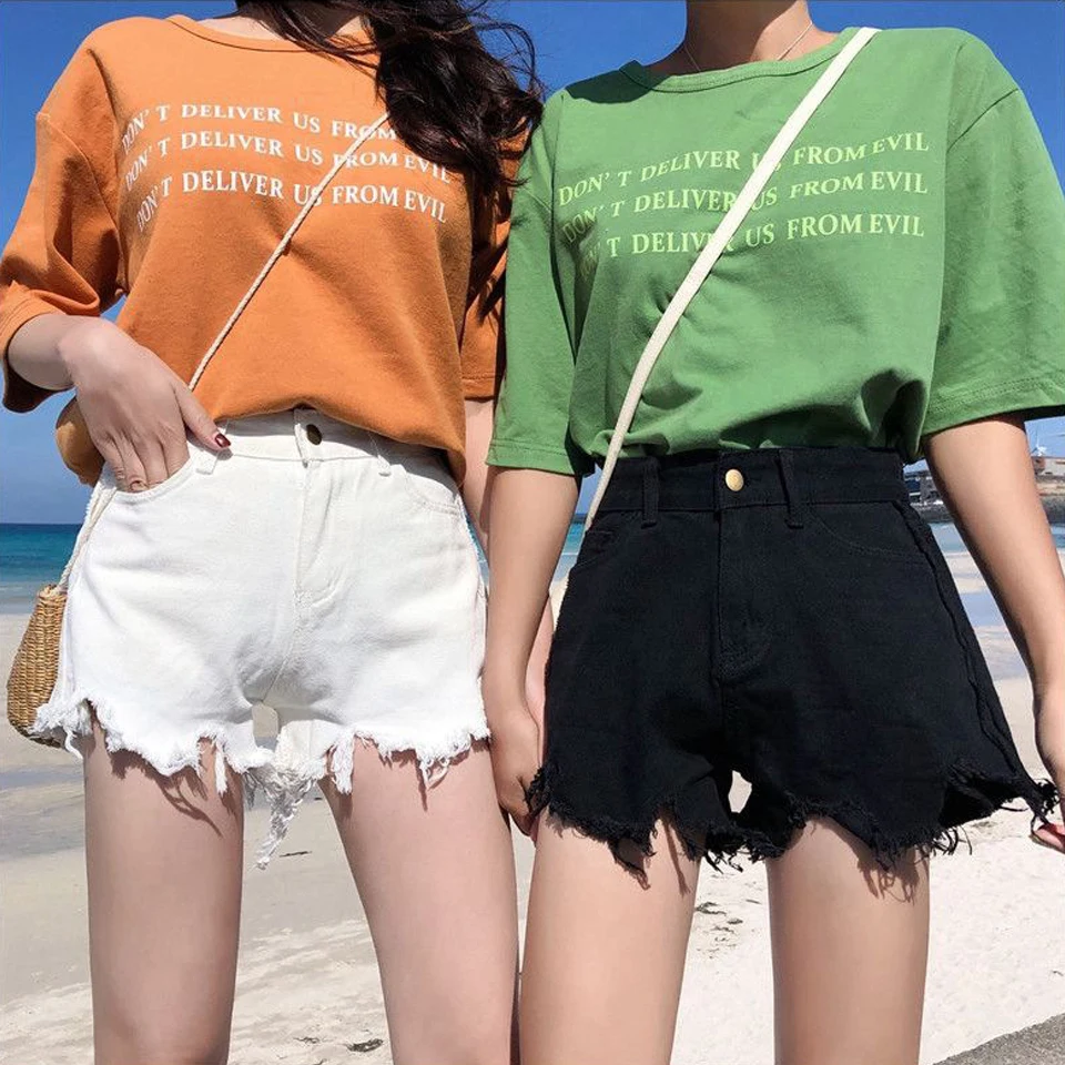 2021 New Plus Size Women's Jeans Shorts Women Casual Summer Wide Bottom Tassel Denim Short Pants Ladies Short Jeans
2021 New Plus Size Women's Jeans Shorts Women Casual Summer Wide Bottom Tassel Denim Short Pants Ladies Short Jeans