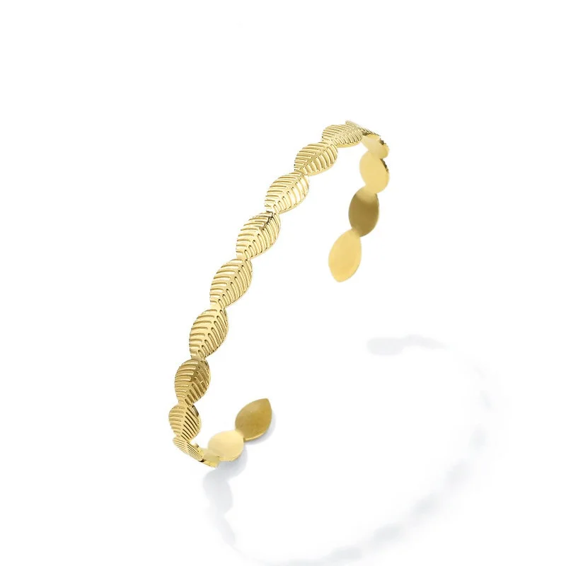 Leaf Pattern Bracelet Gold Plated Stainless Steel Minimalist Bangle Female Fashion Accessories, Customized color
Leaf Pattern Bracelet Gold Plated Stainless Steel Minimalist Bangle Female Fashion Accessories, Customized color