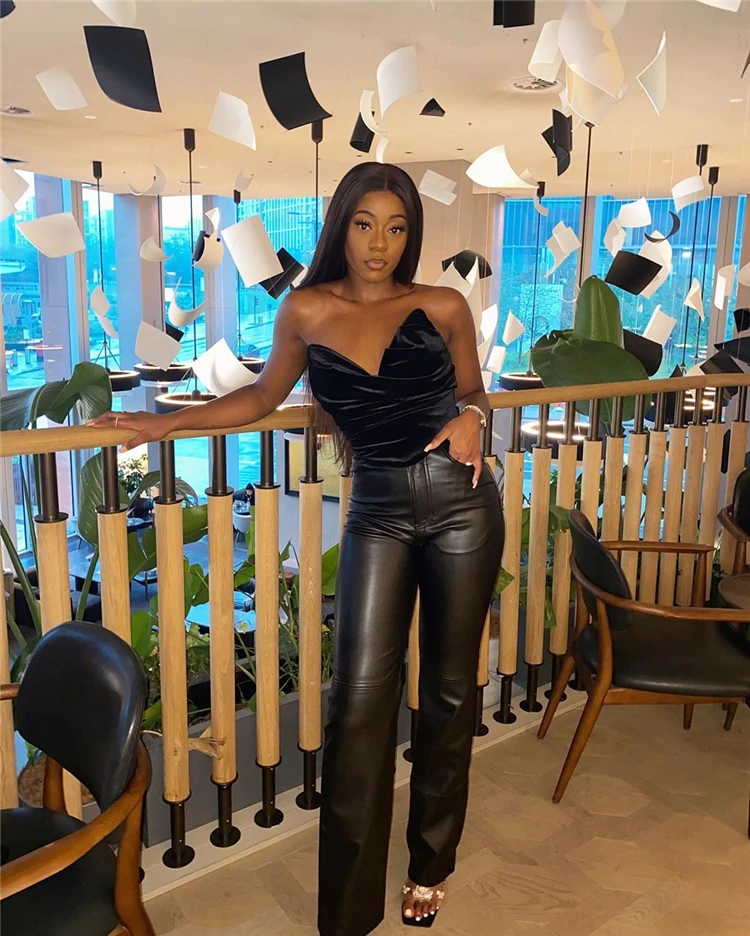 high waist basic black pencil jeans leather pants with pockets straight tube PU evening club night party pants for women
high waist basic black pencil jeans leather pants with pockets straight tube PU evening club night party pants for women