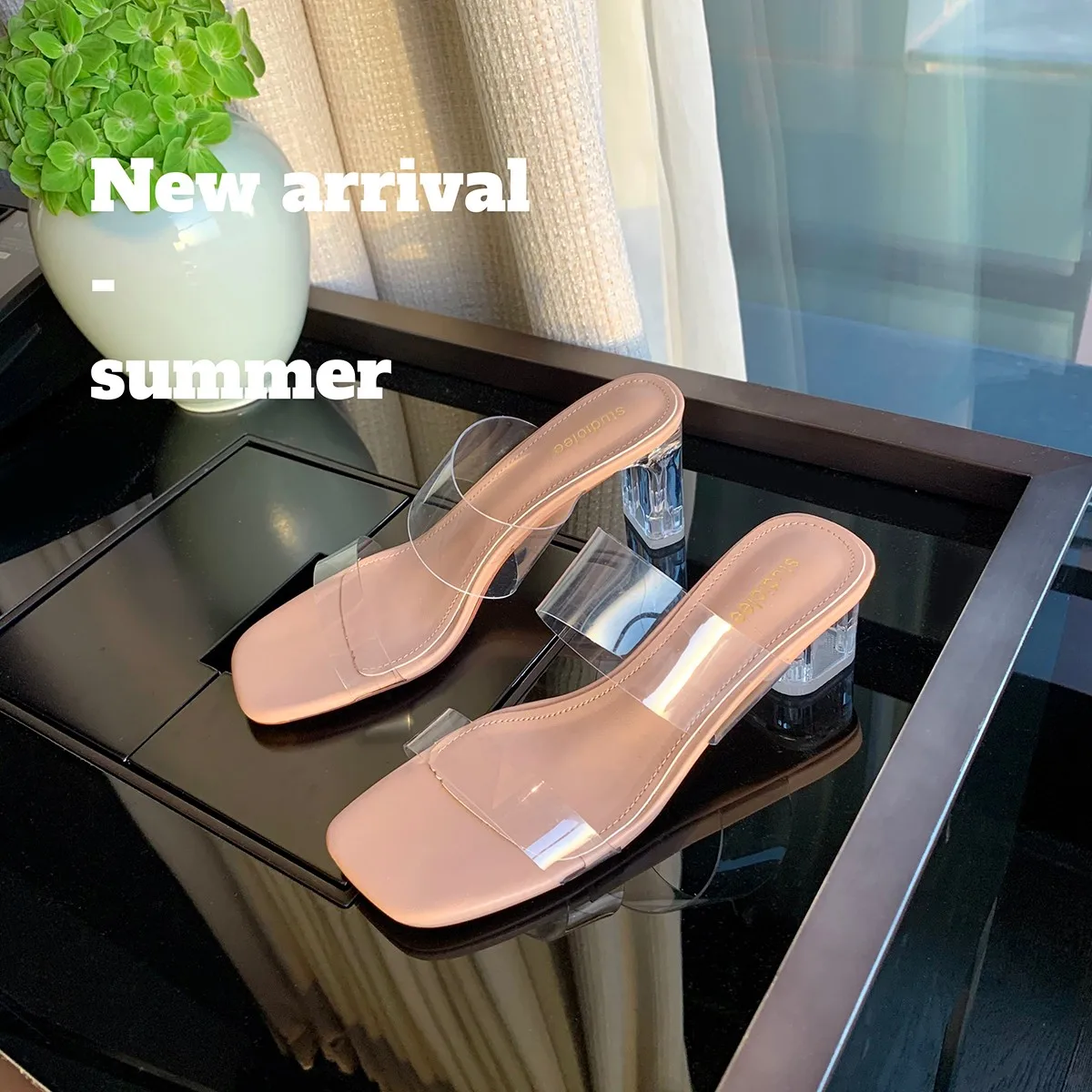 Spot ladies new crystal heels with open toe PU leather shoes high heels women
Spot ladies new crystal heels with open toe PU leather shoes high heels women