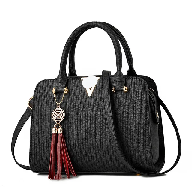 Hot sale Embossing women bags shopping handbag big flower latest ladies crossbody bag hanging drop
Hot sale Embossing women bags shopping handbag big flower latest ladies crossbody bag hanging drop