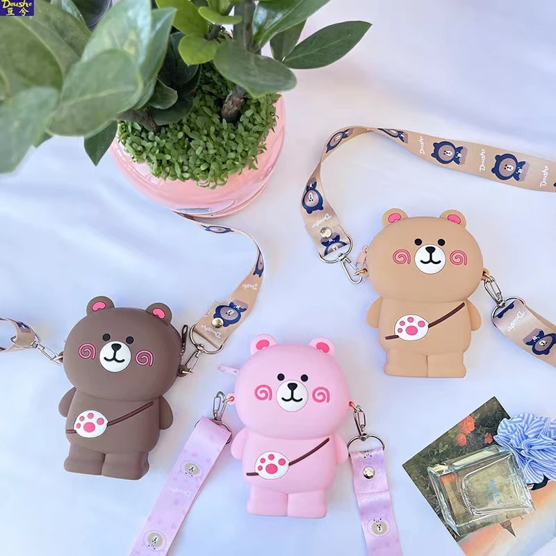 2021 Soft Silicone 3D Cartoon Backpack Bear Coin Earphone Shoulder Storage Kids Children Bag Portable Purses Handbags With Strap
2021 Soft Silicone 3D Cartoon Backpack Bear Coin Earphone Shoulder Storage Kids Children Bag Portable Purses Handbags With Strap
