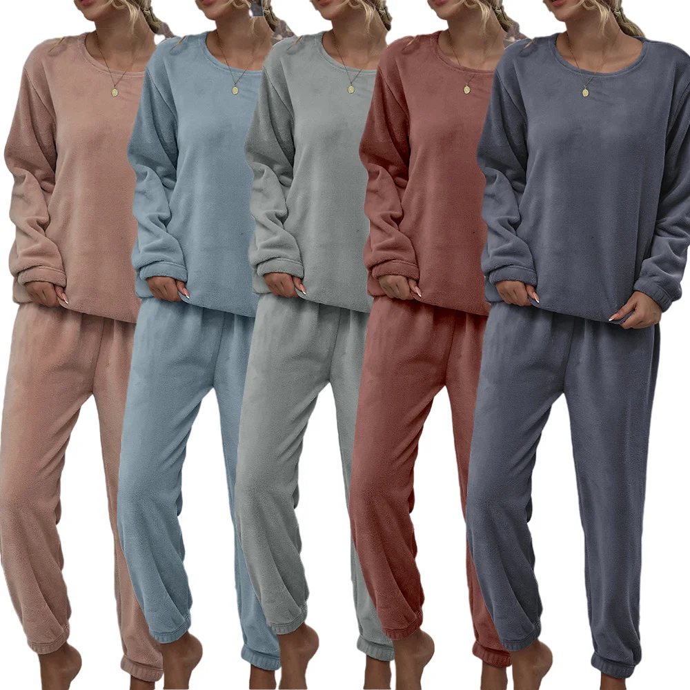 custom two piece comfy fall fur lounge set 2021 women 2 piece fall warm velvet pajamas for women set, Picture shows
custom two piece comfy fall fur lounge set 2021 women 2 piece fall warm velvet pajamas for women set, Picture shows