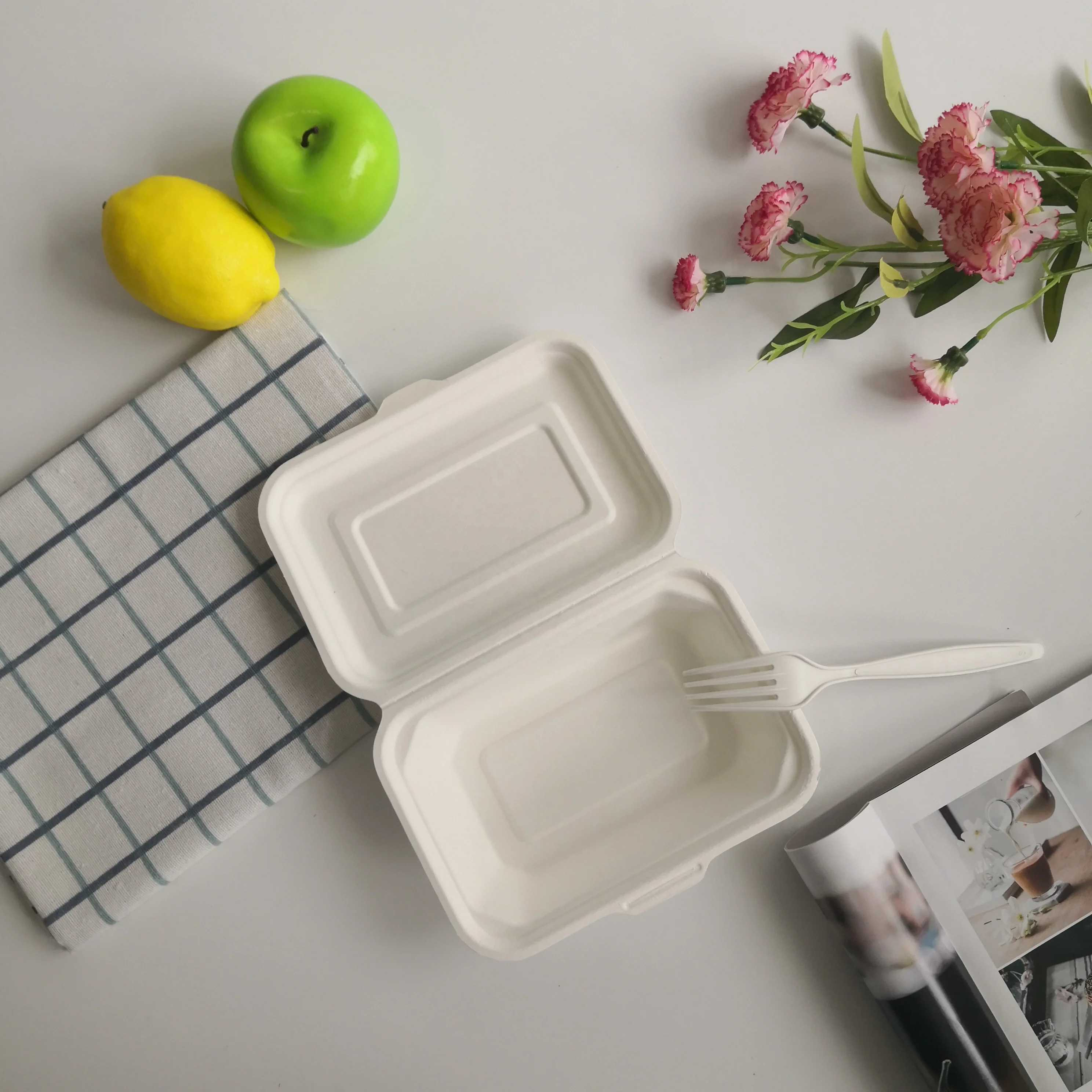 Disposable Biodegradable Food Packaging bagasse tableware Customizable Paper Pulp Ecofriendly Dinner Container
Disposable Biodegradable Food Packaging bagasse tableware Customizable Paper Pulp Ecofriendly Dinner Container