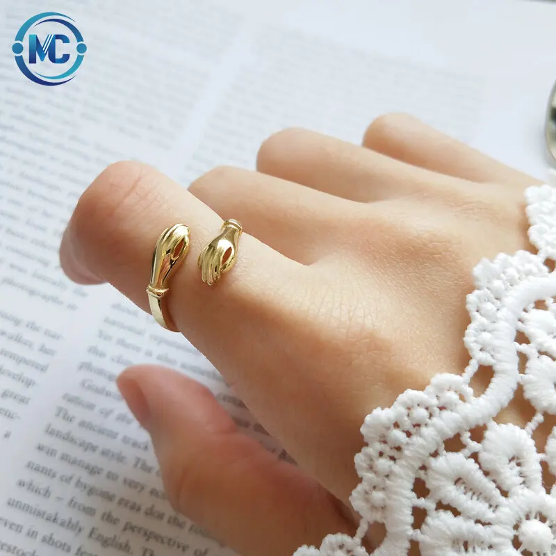 2021 Trendy Retro 925 Sterling Silver Ring Jewelry Women Unique Design 18K Gold Plated Hug Rings, As the picture
2021 Trendy Retro 925 Sterling Silver Ring Jewelry Women Unique Design 18K Gold Plated Hug Rings, As the picture