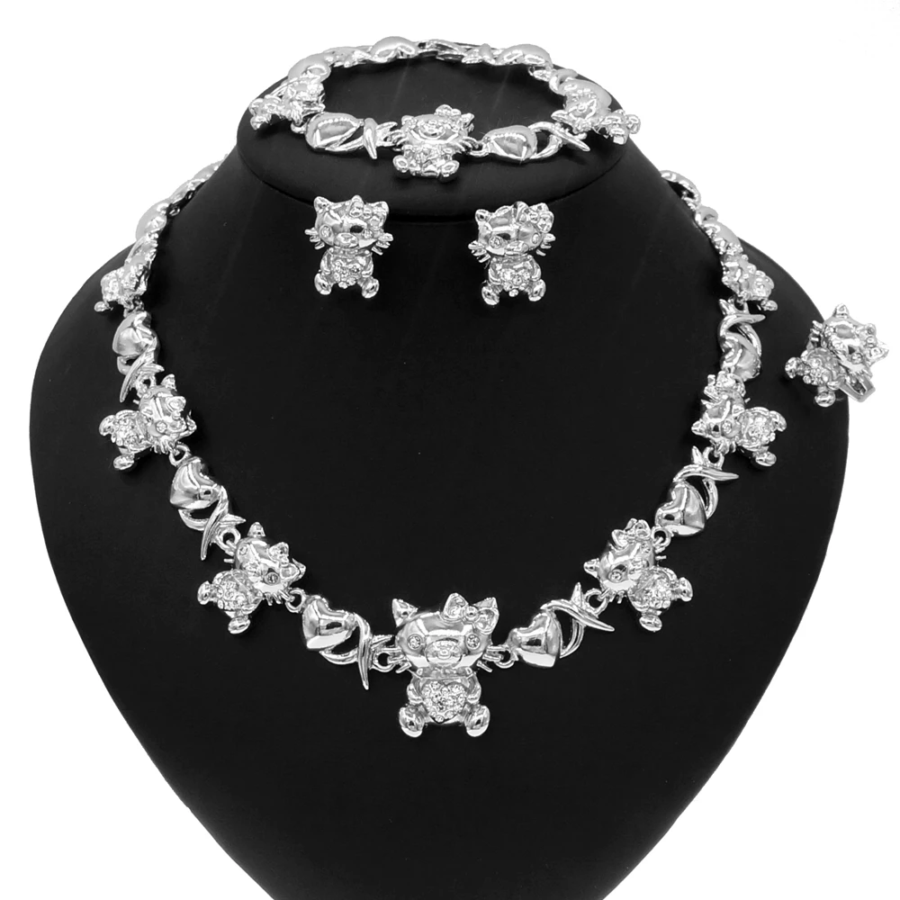 18k Big Plated XOXO Jewelry Silver Cute Hello Cat Fashion Sliver Bridal Gift Necklace Earrings Bangle Ring Rich Jewelry Set
18k Big Plated XOXO Jewelry Silver Cute Hello Cat Fashion Sliver Bridal Gift Necklace Earrings Bangle Ring Rich Jewelry Set