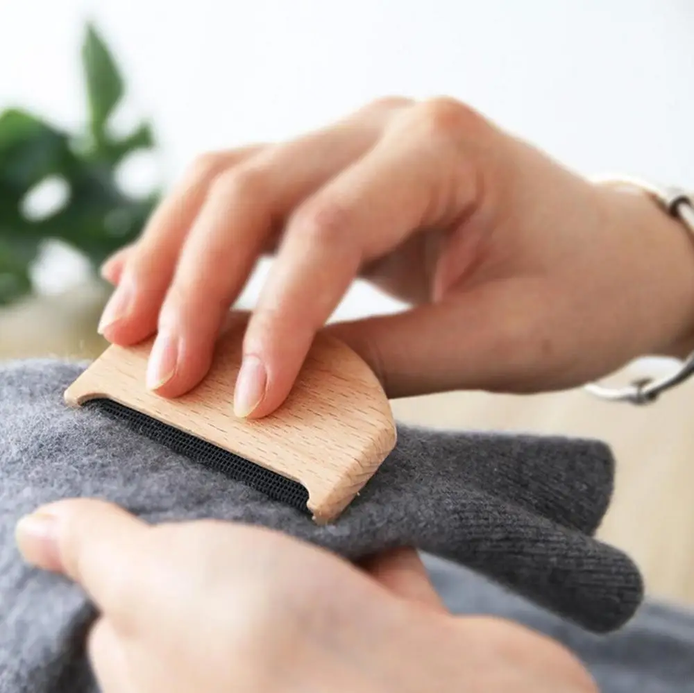Small Clothing Shaver Wooden No Battery Safe Portable Hair Clothes Lint Remover, Single color
Small Clothing Shaver Wooden No Battery Safe Portable Hair Clothes Lint Remover, Single color