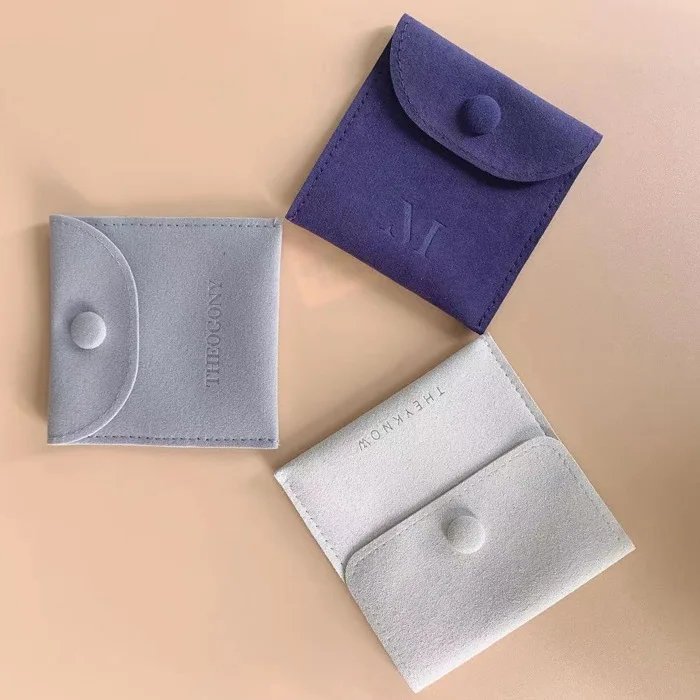 Wholesale Fine Quality Velvet Jewelry Pouch With Logo pink white gray black velvet jewelry envelop pouch with customized logo, Customized color
Wholesale Fine Quality Velvet Jewelry Pouch With Logo pink white gray black velvet jewelry envelop pouch with customized logo, Customized color