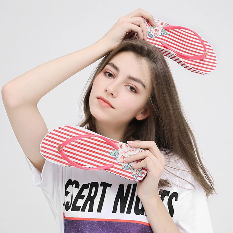 2021 slope heel flip flop women's print muffin slippers medium high heel sandals jelly shoes
2021 slope heel flip flop women's print muffin slippers medium high heel sandals jelly shoes