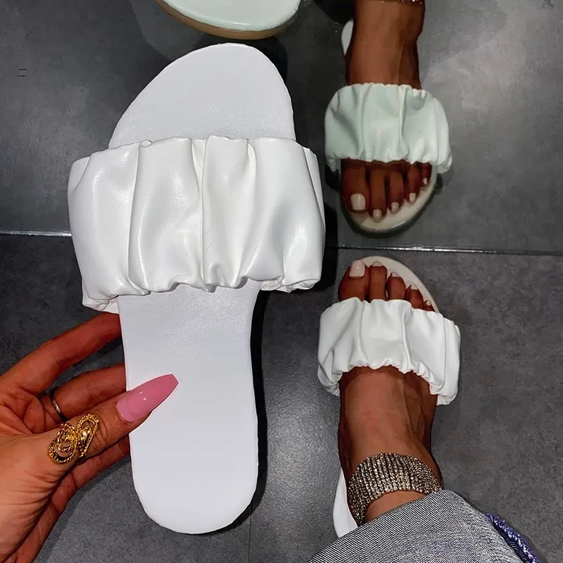 New 2021 Sandals Women's Slippers Beach Slipper Women Slippers For Ladies Hot Sale Fashion Shoes Flip Flops for Women Sandals
New 2021 Sandals Women's Slippers Beach Slipper Women Slippers For Ladies Hot Sale Fashion Shoes Flip Flops for Women Sandals