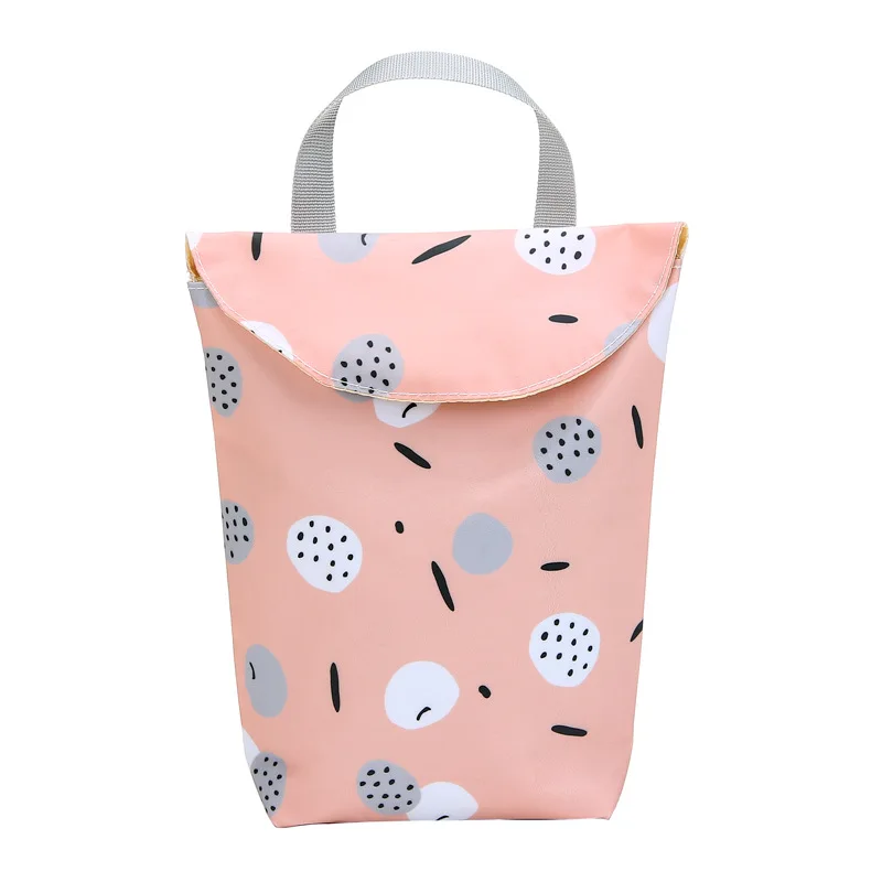 Reusable Fabric Hanging Waterproof Functional Diaper Storage Organizer Cute Cartoon Baby Diaper Storage Bag
Reusable Fabric Hanging Waterproof Functional Diaper Storage Organizer Cute Cartoon Baby Diaper Storage Bag