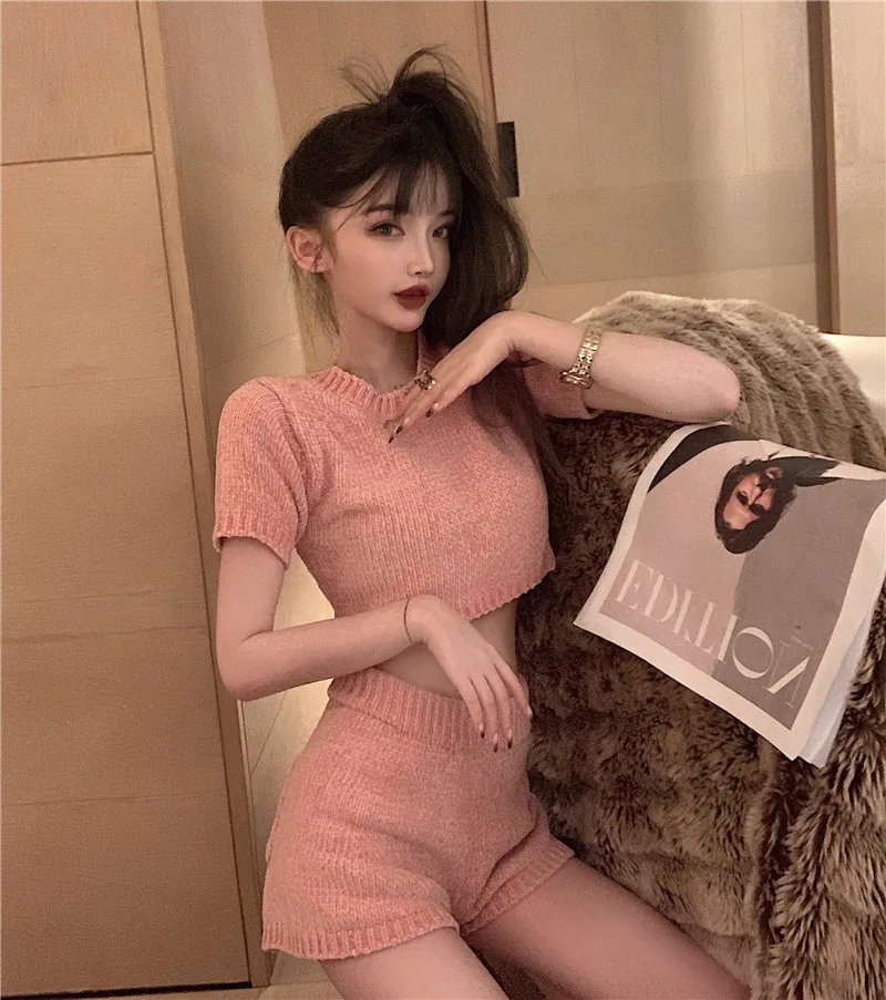 Knit Set Hooded Long Sleeves Crop Hoodie Top Sweaters Shorts Knitted Sweater Suit Knit Set Wholesale Sweaters Women Knitted, Customized color
Knit Set Hooded Long Sleeves Crop Hoodie Top Sweaters Shorts Knitted Sweater Suit Knit Set Wholesale Sweaters Women Knitted, Customized color