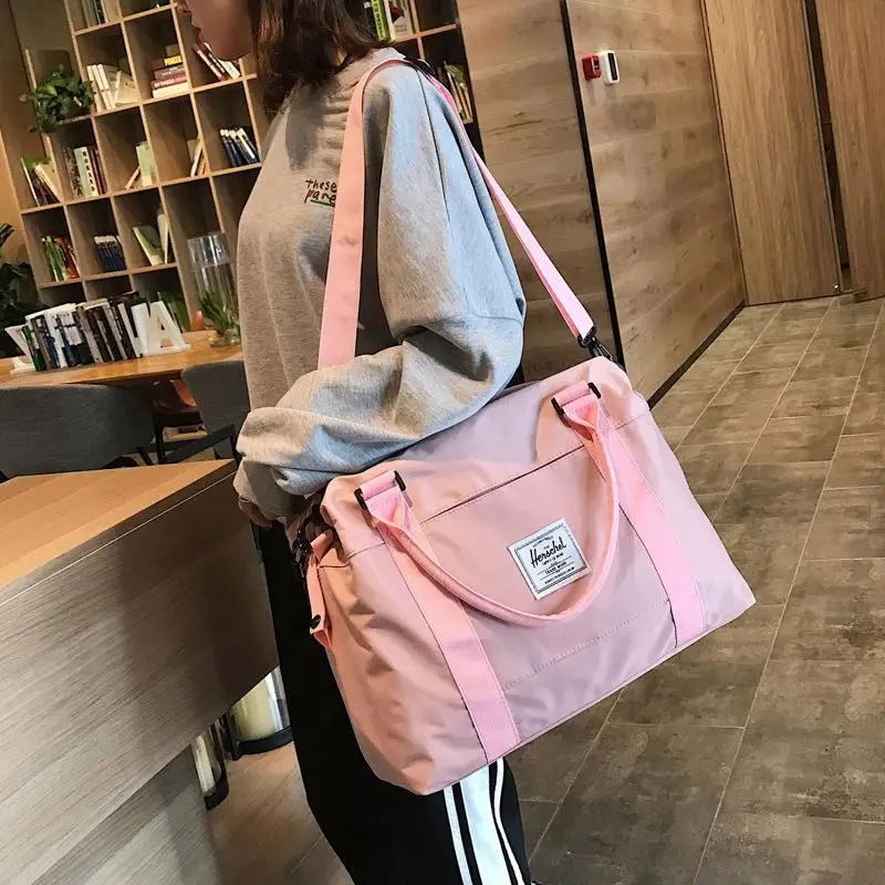 Custom Logo Small Waterproof Ladies Tote Shoulder Sports Gym Travel Duffle Bags with Wet Dry Pocket
Custom Logo Small Waterproof Ladies Tote Shoulder Sports Gym Travel Duffle Bags with Wet Dry Pocket