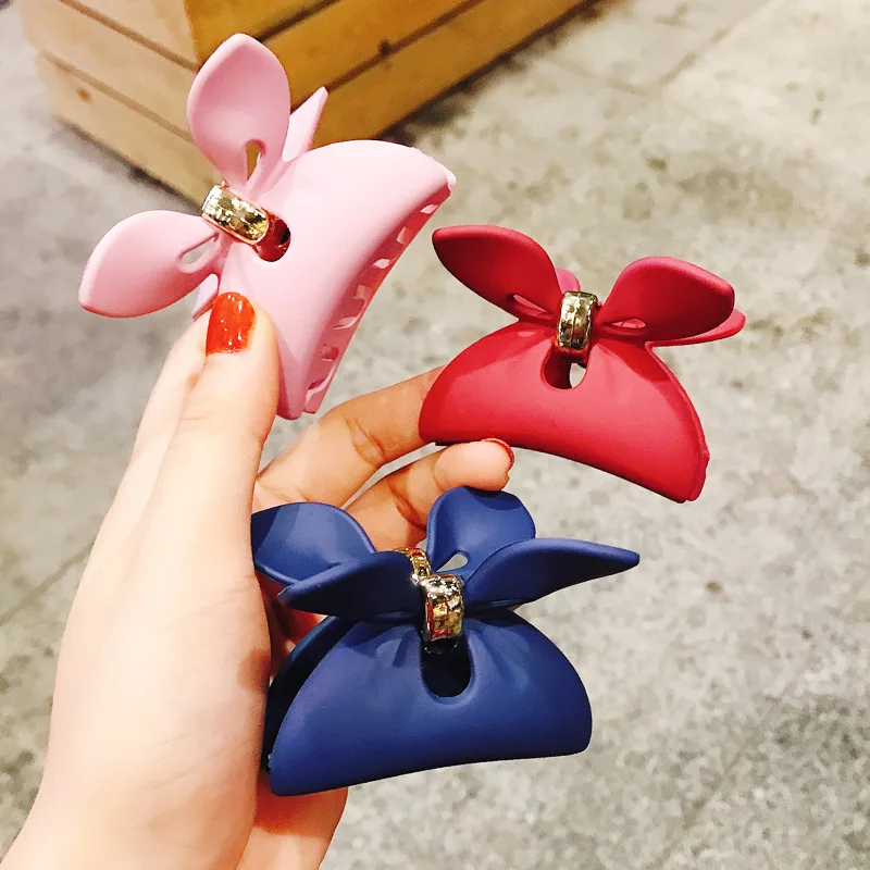 Korean Cute Large Bow Resin Grip Solid Frosted Rabbit Ear Hairpin Versatile Basic Hair Grip Headdress, As shown in the figure
Korean Cute Large Bow Resin Grip Solid Frosted Rabbit Ear Hairpin Versatile Basic Hair Grip Headdress, As shown in the figure