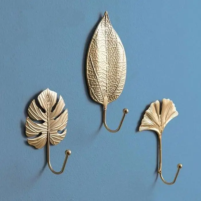 Wall mounted metal clothes drying rack with hooks key holder for decorative 5 hooks, hardware brass wall hook
Wall mounted metal clothes drying rack with hooks key holder for decorative 5 hooks, hardware brass wall hook