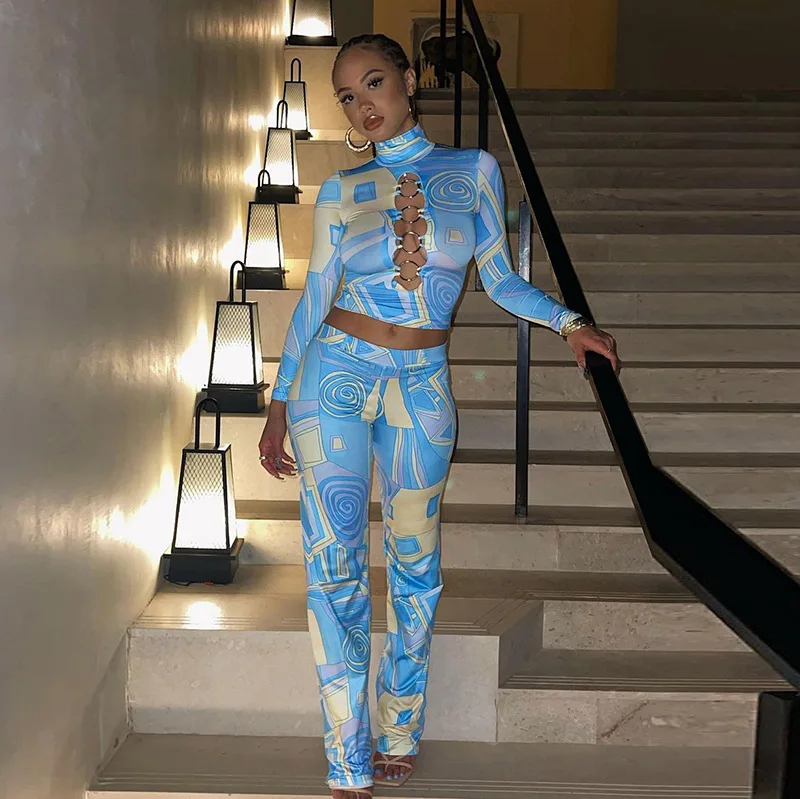 2021 New Printed Round Collar Long Sleeve High Waist Slim Pants 2 Piece Women Casual set, Customized color
2021 New Printed Round Collar Long Sleeve High Waist Slim Pants 2 Piece Women Casual set, Customized color