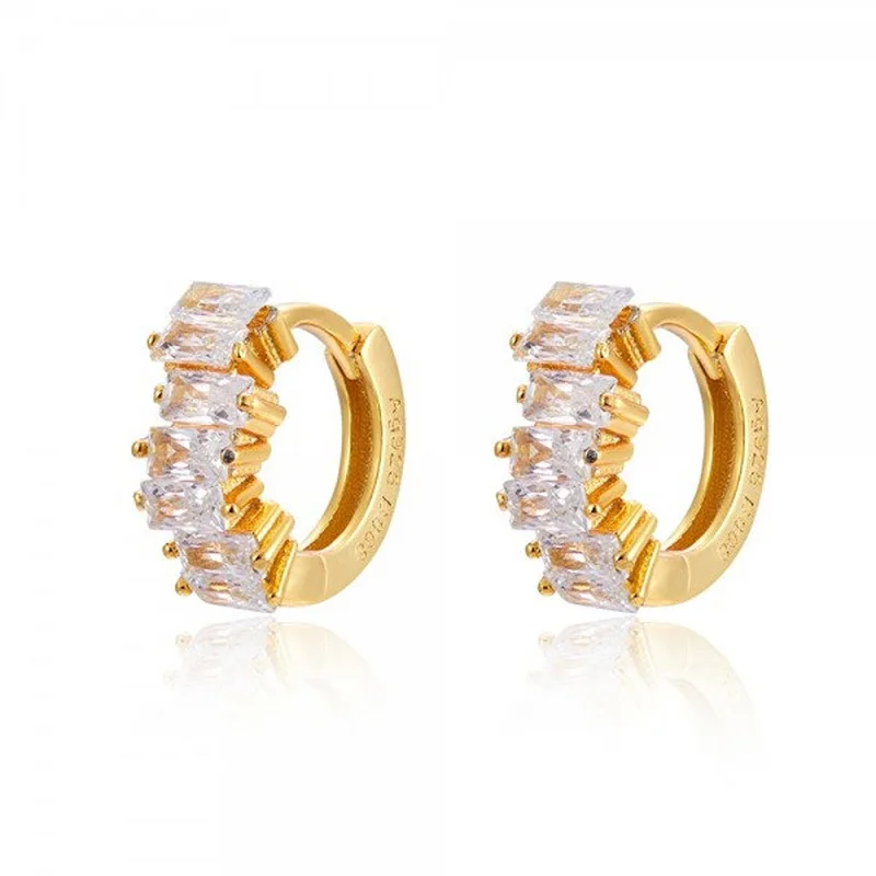 QIANZUYIN Fashion 18k Gold Plating 925 Silver Hoop Earrings Color Zircon Stud Earrings Zirconia Earrings For Women Girl
QIANZUYIN Fashion 18k Gold Plating 925 Silver Hoop Earrings Color Zircon Stud Earrings Zirconia Earrings For Women Girl
