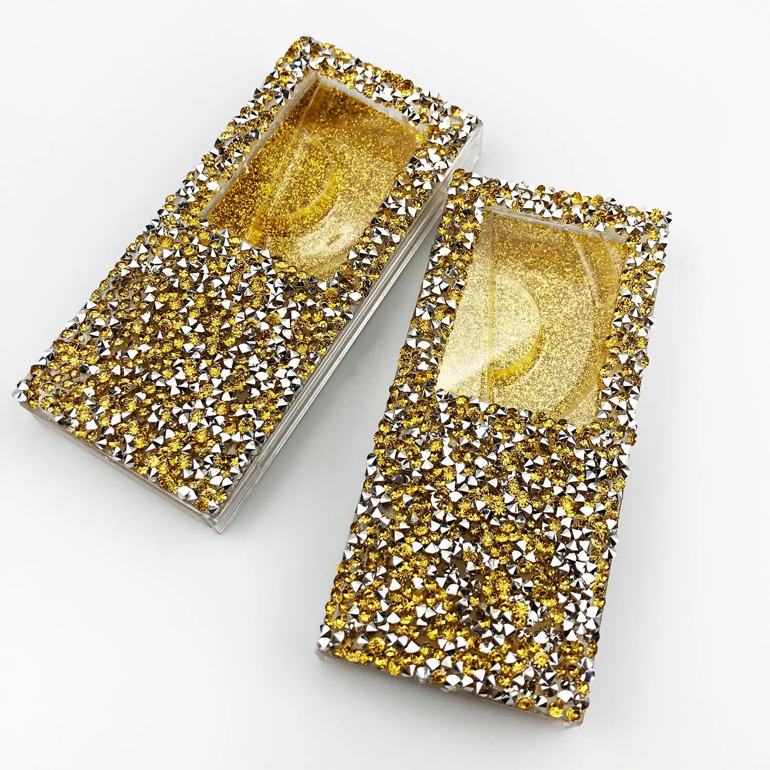 gold luxury mink eyelash box with diamond glitter crystal lash box 25mm rhinestone eyelash custom packaging box
gold luxury mink eyelash box with diamond glitter crystal lash box 25mm rhinestone eyelash custom packaging box