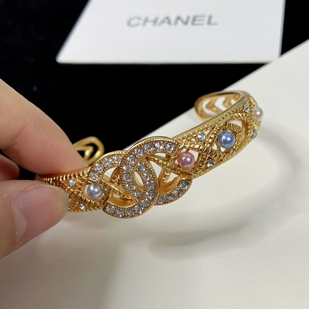 AIMGAL Jewelry Vintage Court Style Colorful Pearl Bracelet Copper Plated 18K Gold Mother's Day Gift AC4
AIMGAL Jewelry Vintage Court Style Colorful Pearl Bracelet Copper Plated 18K Gold Mother's Day Gift AC4
