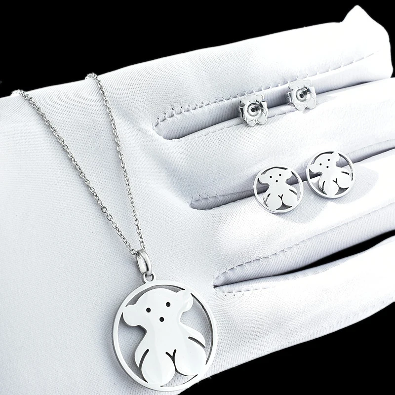Wholesale Silver earrings necklace Jewelry Set 316L stainless steel party earrings Crystal Eye TOUSES shaped touses A112, Gold/rose/silver
Wholesale Silver earrings necklace Jewelry Set 316L stainless steel party earrings Crystal Eye TOUSES shaped touses A112, Gold/rose/silver