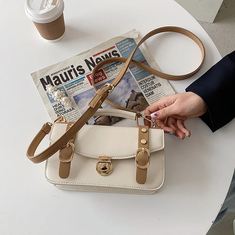 Portable small female 2021 popular new trendy fashion simple texture leather one-shoulder messenger bag, Yellow,green,black,beige
Portable small female 2021 popular new trendy fashion simple texture leather one-shoulder messenger bag, Yellow,green,black,beige
