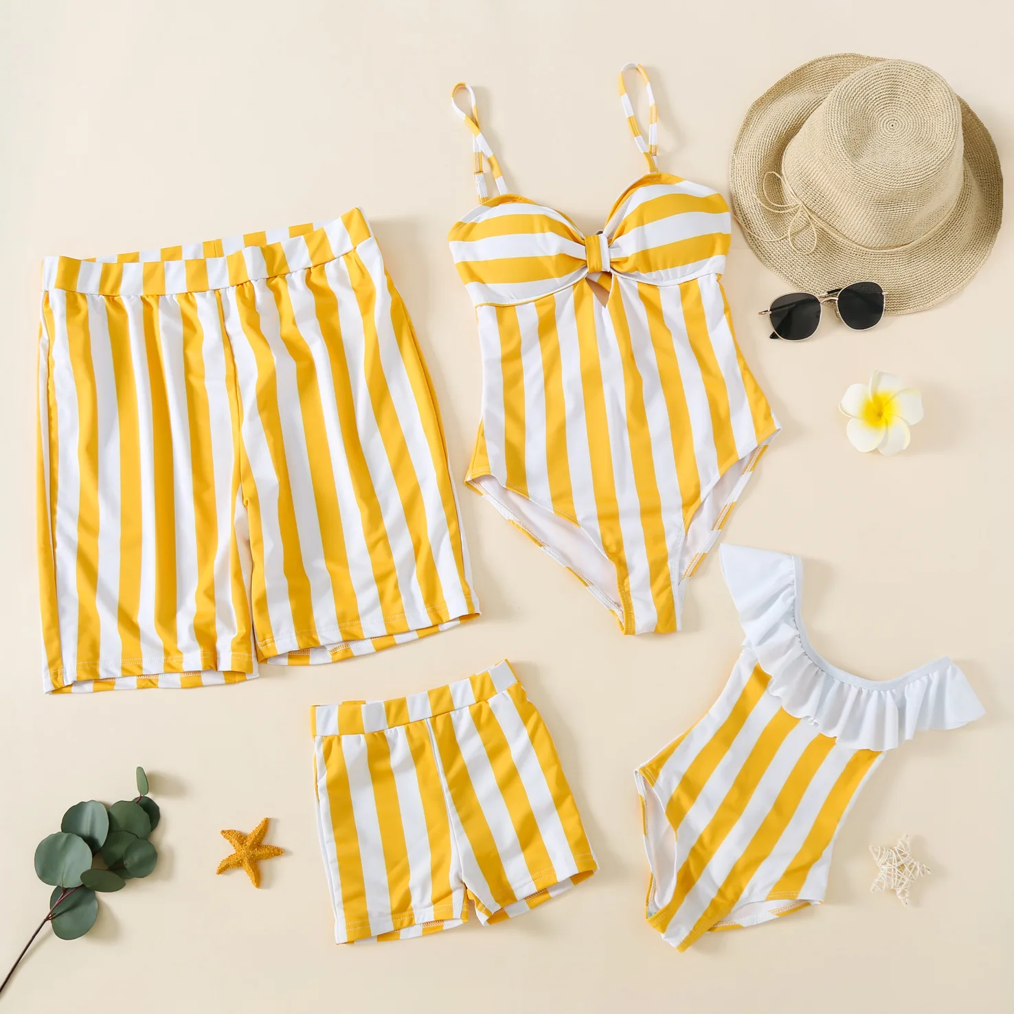 2021 Solid Color Strips Print One Piece Beach Men Women Kid Bikini Family swimwear, Picture color
2021 Solid Color Strips Print One Piece Beach Men Women Kid Bikini Family swimwear, Picture color