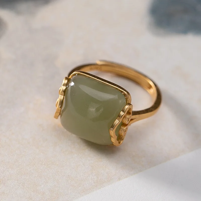 925 Pure Silver Natural Nephrite Sapphire Personality Auspicious Cloud Temperament Adjustable Gold Plated Lady Ring
925 Pure Silver Natural Nephrite Sapphire Personality Auspicious Cloud Temperament Adjustable Gold Plated Lady Ring