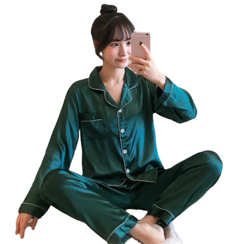 Hot Selling Silk Women Pajamas Set Notch Collar Soft Sleepwear Pjs long Sleeve Button Down Nightwear with long Pants
Hot Selling Silk Women Pajamas Set Notch Collar Soft Sleepwear Pjs long Sleeve Button Down Nightwear with long Pants