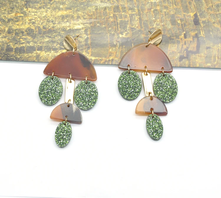 Custom acrylic chandelier tassel style ear ring jewelry for women fashion macrame earrings