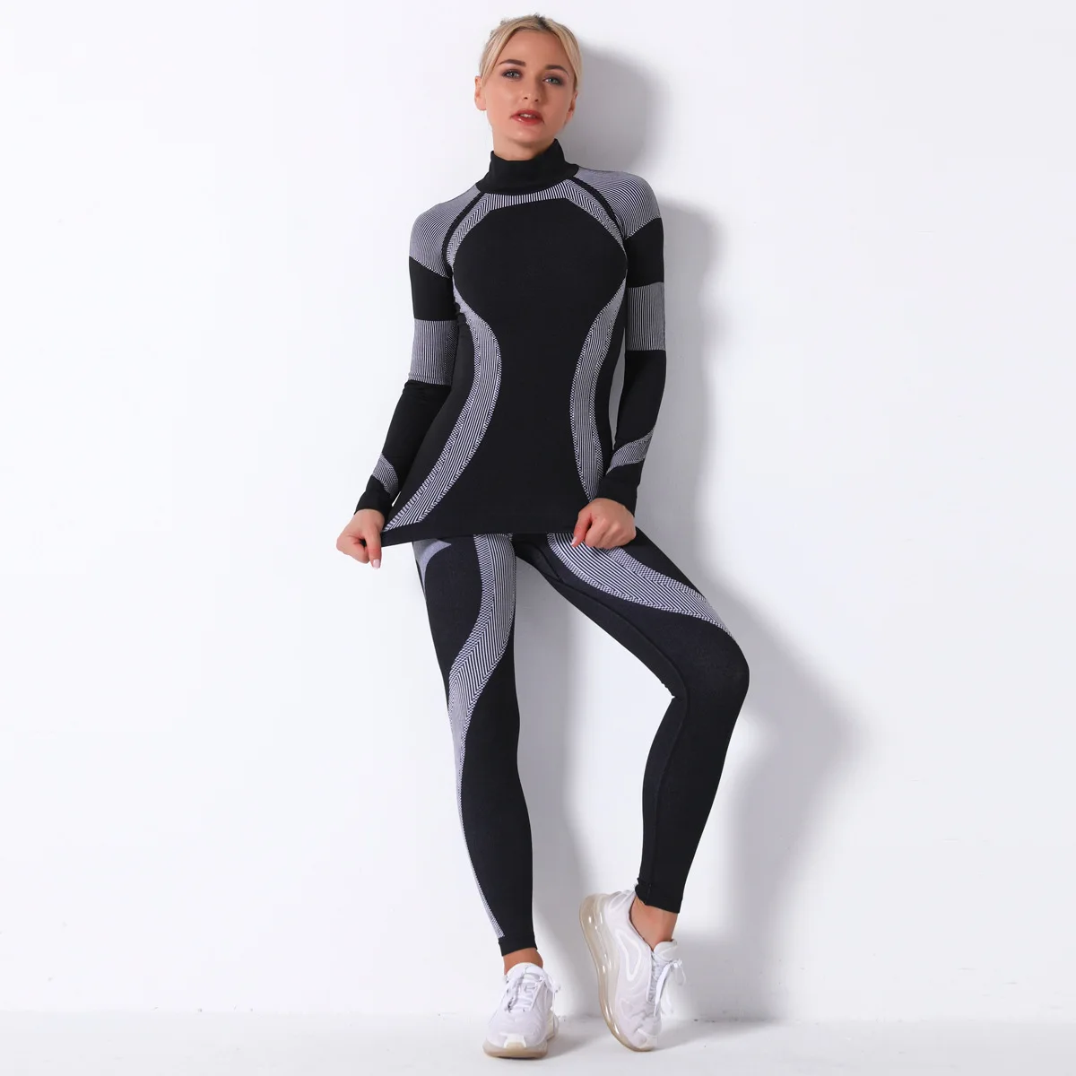 Women Seamless Knitted Gym Sportswear 2 PC Fitness Yoga Wear Athletic Workout Suit Lady breathable Yoga Long sleeve Sports Sets
Women Seamless Knitted Gym Sportswear 2 PC Fitness Yoga Wear Athletic Workout Suit Lady breathable Yoga Long sleeve Sports Sets