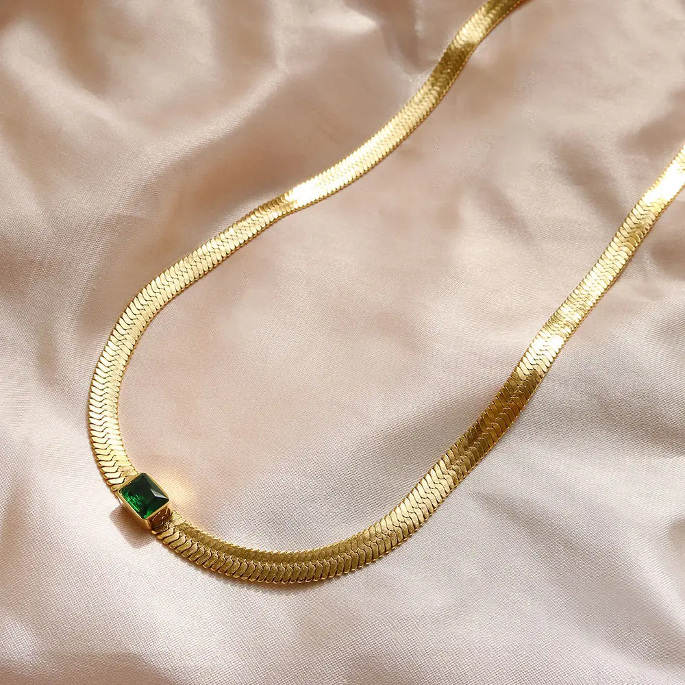 18k Gold Plated Emerald Cubic Zircon 5mm Chunky Herringbone Necklace Tarnish Free Stainless Steel Jewelry Wholesale
18k Gold Plated Emerald Cubic Zircon 5mm Chunky Herringbone Necklace Tarnish Free Stainless Steel Jewelry Wholesale