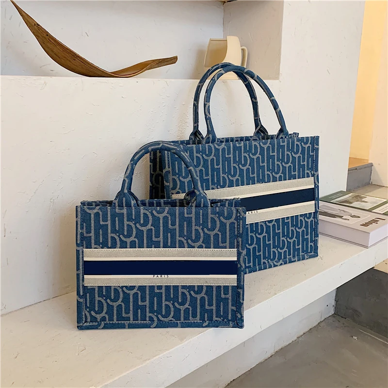 New Fashion Waterproof Purses And Crossbody Handbags Luxury Handbags For Women Hot sale ladies designer hand bag
New Fashion Waterproof Purses And Crossbody Handbags Luxury Handbags For Women Hot sale ladies designer hand bag