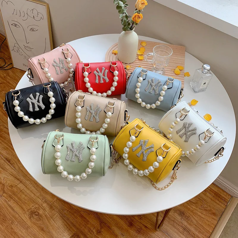 Foreign trade Diamondny Handbags women's bag 2021 New pearl chain shoulder bag candy color round bag tide
Foreign trade Diamondny Handbags women's bag 2021 New pearl chain shoulder bag candy color round bag tide