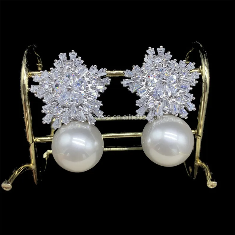 RE4210 Luxury CZ Snowflake Earrings Wedding Zircon Dangle Earring Women pearl earrings
RE4210 Luxury CZ Snowflake Earrings Wedding Zircon Dangle Earring Women pearl earrings
