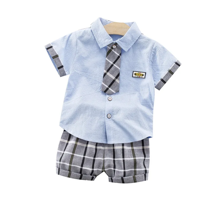 Hot sale boys summer striped button shirt tops and gray shorts. Gentleman outfits for boys' banquet daily birthdays
Hot sale boys summer striped button shirt tops and gray shorts. Gentleman outfits for boys' banquet daily birthdays