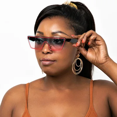 Retro Rock Men's Sunglasses One Piece Metal Modern Classical Charm Sunglasses Women's Fashion Sun Glasses 2021 New Sunglasses
Retro Rock Men's Sunglasses One Piece Metal Modern Classical Charm Sunglasses Women's Fashion Sun Glasses 2021 New Sunglasses