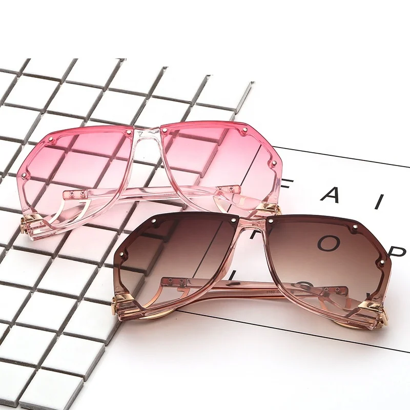 MOCOO New oversized sunglasses 2020 fashion vintage sunglasses Europe and America personality unisex eyewear, As you see
MOCOO New oversized sunglasses 2020 fashion vintage sunglasses Europe and America personality unisex eyewear, As you see