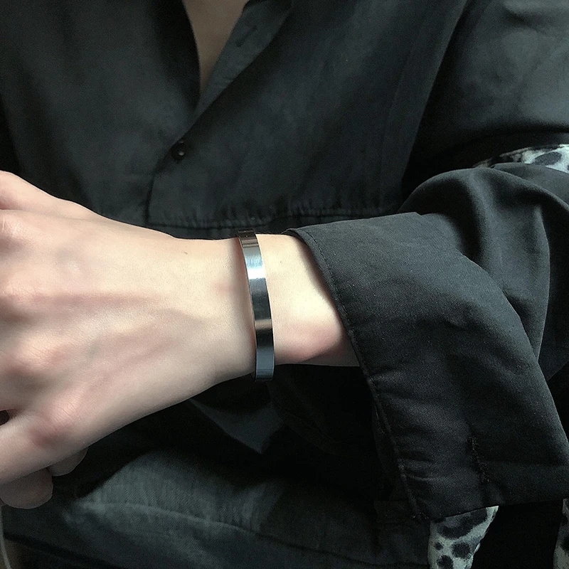stainless steel metal braclets men's bracelet fashion accesories bracelet men jewelry bangle jewelry for woman, Steel color
stainless steel metal braclets men's bracelet fashion accesories bracelet men jewelry bangle jewelry for woman, Steel color