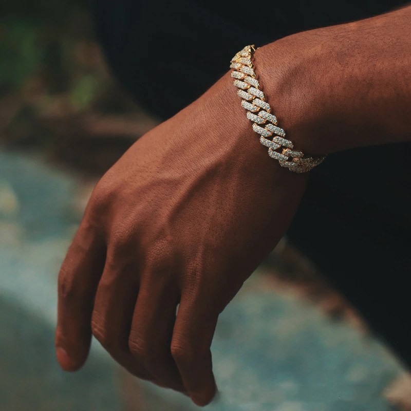 Wholesale 14MM CZ Iced Out Silver Gold Plated Zircon Cuban Link Chain Diamond Bracelet Jewelry, Gold/silver
Wholesale 14MM CZ Iced Out Silver Gold Plated Zircon Cuban Link Chain Diamond Bracelet Jewelry, Gold/silver