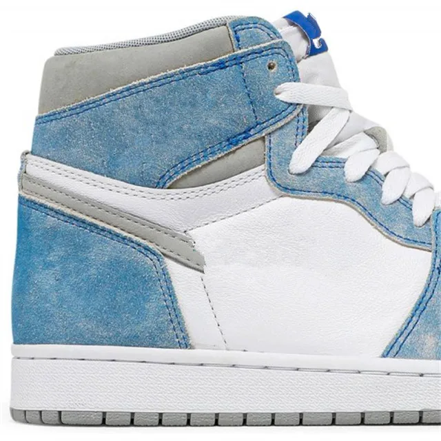 High-Top Basketball Shoes Men's Sports Casual Shoes High Quality 1:1 Chicago Retro Genuine Fashion Retro 1 AJ Ladies Sneakers, Optional
High-Top Basketball Shoes Men's Sports Casual Shoes High Quality 1:1 Chicago Retro Genuine Fashion Retro 1 AJ Ladies Sneakers, Optional