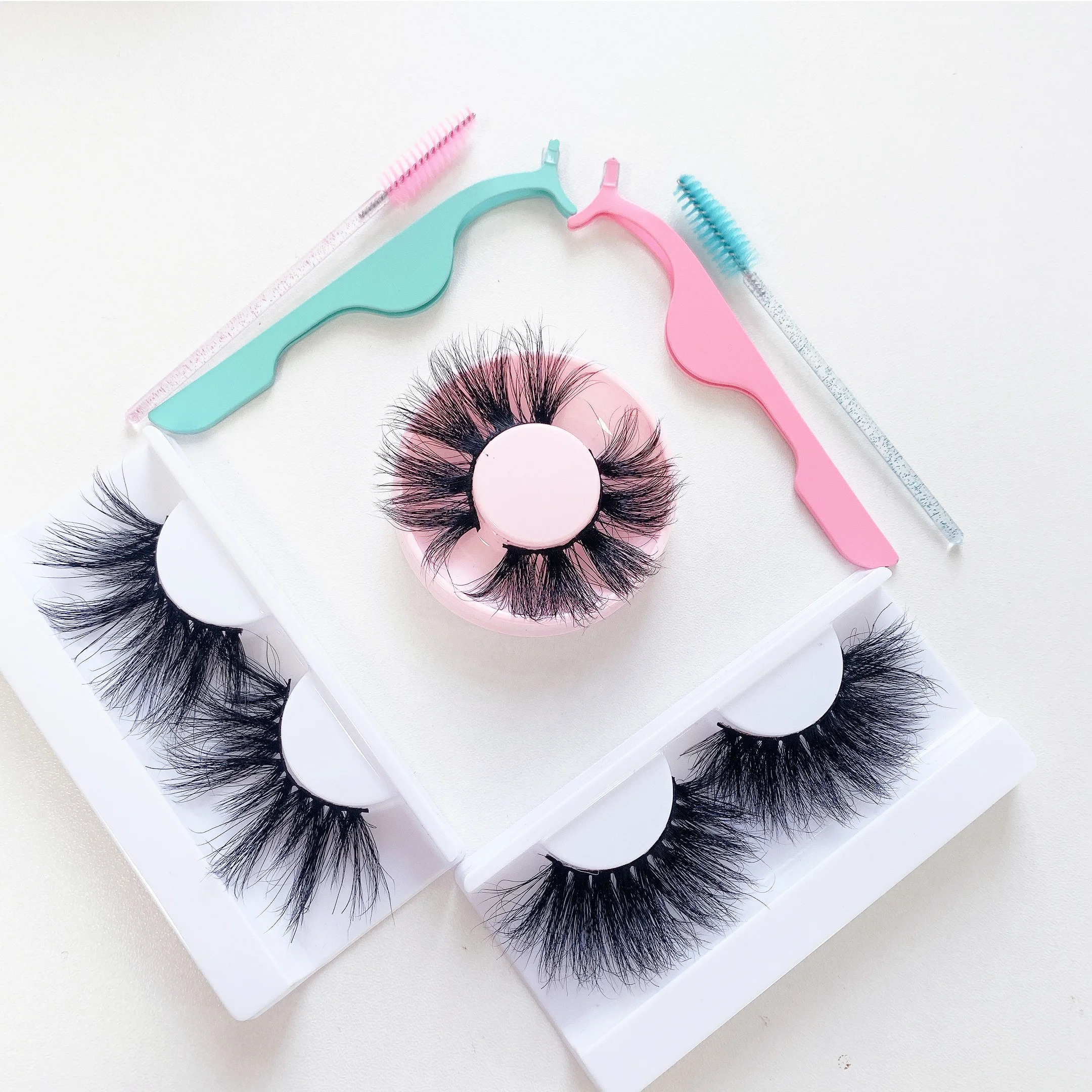 lashes3d mink eyelash serum vendor 25mm luxury customized boxes 3d wholesale mink fluffy eyelashes, Black color
lashes3d mink eyelash serum vendor 25mm luxury customized boxes 3d wholesale mink fluffy eyelashes, Black color