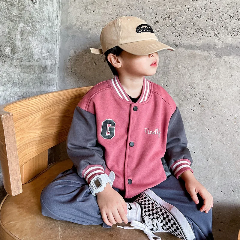 New style spring autumn Boys printing long sleeve baseball jacket coat, Picture shows
New style spring autumn Boys printing long sleeve baseball jacket coat, Picture shows
