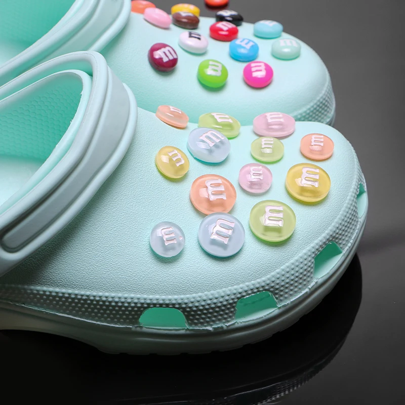 Custom Designer Accessories Luxury Metal Food Letter Rhinestone Bling Pvc Kids Clog Shoe Charms
Custom Designer Accessories Luxury Metal Food Letter Rhinestone Bling Pvc Kids Clog Shoe Charms