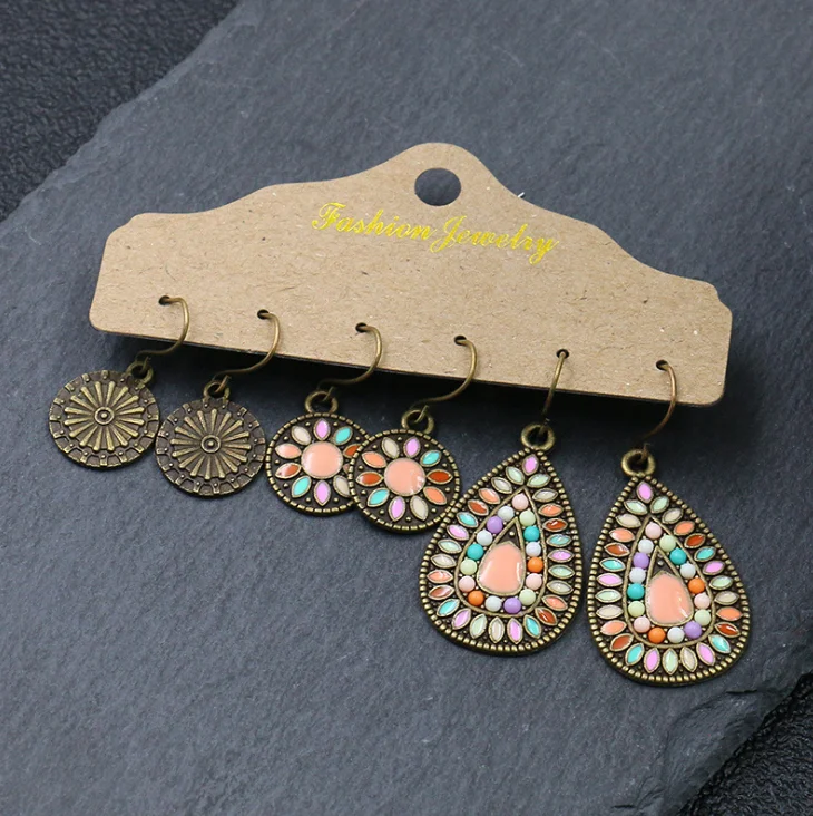 Vintage Geometry Flower Water Drop Bronze Earrings Set for Women Bohemia Big Round Flower Dangle Earrings, Gold sliver
Vintage Geometry Flower Water Drop Bronze Earrings Set for Women Bohemia Big Round Flower Dangle Earrings, Gold sliver